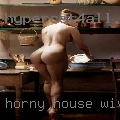 Horny house wives Saint Lucie